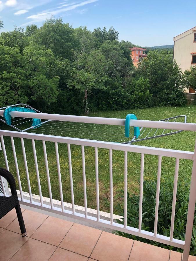 Apartman Snjezana Malinska Εξωτερικό φωτογραφία
